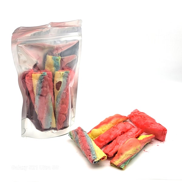 Freeze Dried Fruit Rolls - 6 Rolled fruit flavored snacks - Airy-Crunchy Candy - Party Treats-Wedding favors!