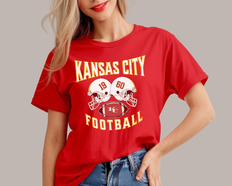 Kansas City Football T-shirt, Mahomes Kelce 87 Youth and Adult Fan Unisex T-Shirt Red