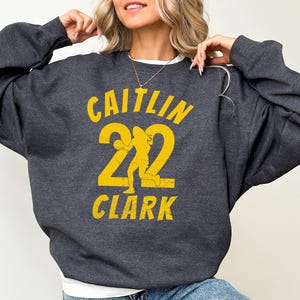 Caitlin Clark 22 Vintage Sweater Clark Fever Youth & Adult Unisex Sweatshirt