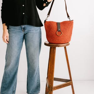 Crochet Handbag, Vintage Style Purse for Everyday Elegance