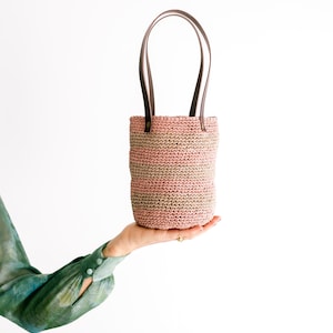 Umhängetasche, Häkeltasche für Alltag und besondere Anlässe