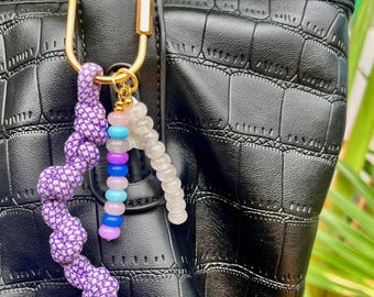 Stylish Purse Keychain with Glass Beads Freshwater Pearls – Perfect for Everyday Use & Custom Gifts