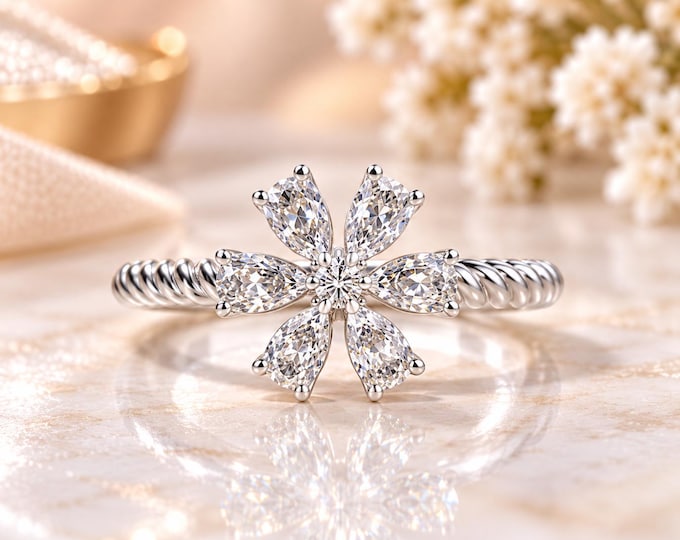 14k White Gold Flower Design Ring - Fancy Proposal & Valentine’s Day Gift