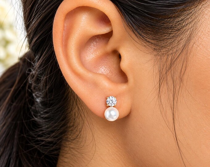 Minimalist Moissanite Pearl Stud Earrings for Her | Elegant Minimalist Studs