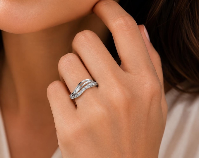 14K White Gold Lab Diamond Ring | Elegant Statement Engagement Ring for Women