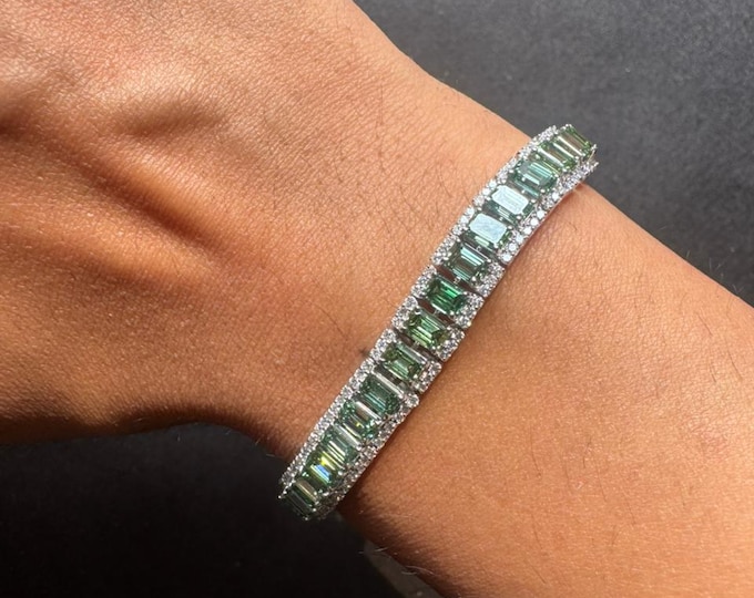 14K White Gold Green Lab Grown Diamond Bracelet | 15CT Center | Fine Jewelry Gift