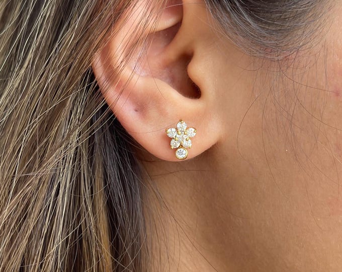1 Carat Lab Diamond Floral Stud Earrings: 14K Gold Minimalist Earrings