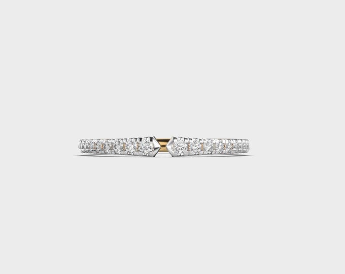 Sleek 14K Gold Diamond Ring | DEF VVS 20 Diamond Band | Elegant Minimal Fine Jewelry |