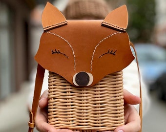 Handmade Fox Wicker Bag – Cute Animal Themed Crossbody Bag for Kids and Adults, Boho Style Accessory with Leather Flap and Adjustable Strap