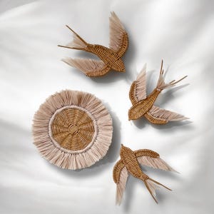 Decorazione da parete in vimini – Rondini e sole boho fatto a mano, arte da parete ecologica per interni rustici e boho