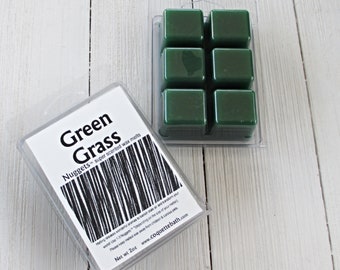 Green Grass wax melts, Choice of size, smells like fresh mown grass, clean and fresh fragrance, super scented traditional wax