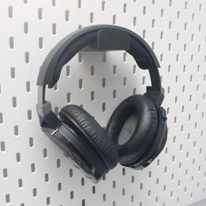 Soporte para auriculares IKEA SKADIS / UPPSPEL / Soporte para colgar auriculares en tablero perforado / Organización de almacenamiento / Accesorios para estaciones de trabajo de oficina y salas de juegos