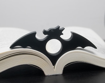 Dragon Book Page Holder | Thumb Page Spreader Fantasy Wings | One Hand Reading Bookworm Accessories