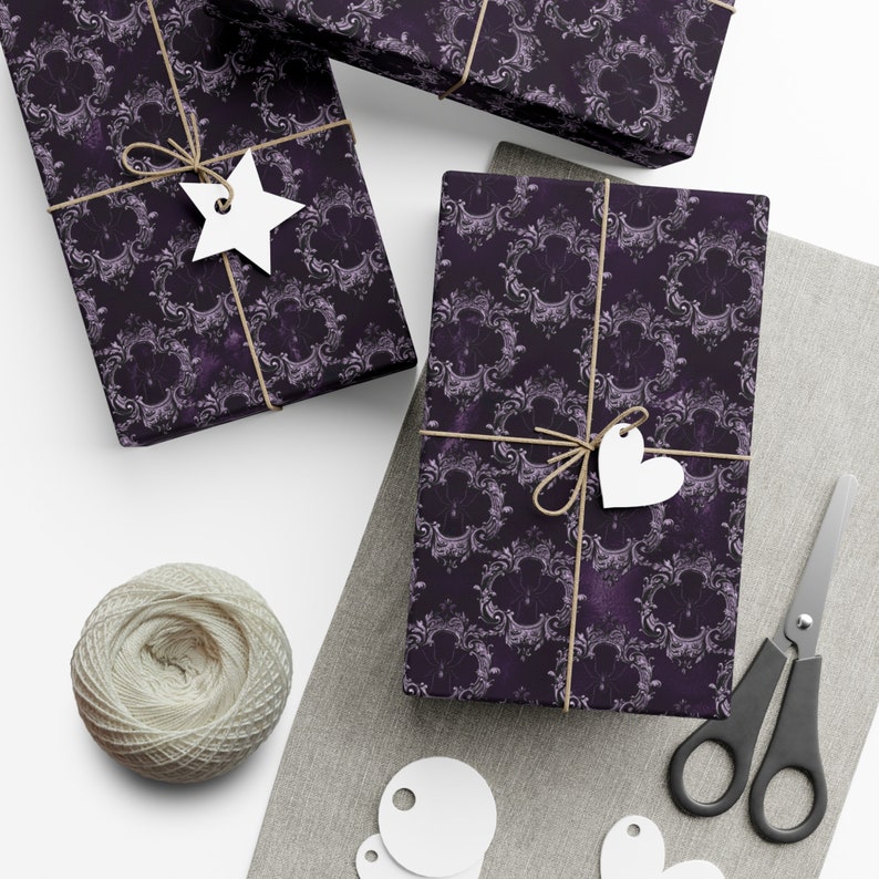 Papel de regalo de arañas para Halloween ~ Estilo vintage/gótico/terrorífico / Ideal para cumpleaños, ocasiones especiales y fiestas imagen 4