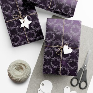 Papel de regalo de arañas para Halloween ~ Estilo vintage/gótico/terrorífico / Ideal para cumpleaños, ocasiones especiales y fiestas imagen 6