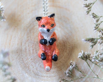 Fox pendant necklace, Realistic clay woodland animal charm, Handmade forest jewelry, Nature inspired gift for fox lovers