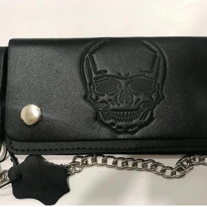 Cartera de cuero de vaca color negro para motociclista, estilo camionero, con cadena y cremallera interior, con calavera