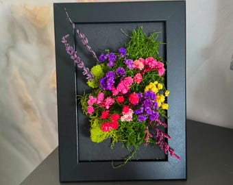 Mini Botanical Wall Art with Dried Flowers & Moss | Colorful Tiny Garden in Frame | Nature-Inspired Home Decor Gift. Size 5*7 inch