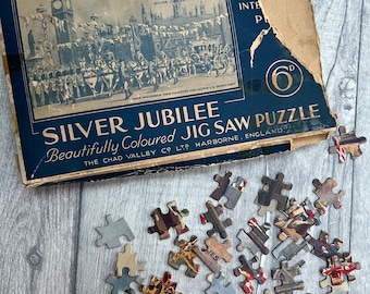 Vintage George V Queen Mary Silver Jubilee Jigsaw Puzzle 1935 ~ Rare Royal Memorabilia ~ History Lover Gift ~ Collectible Games ~ Puzzle Fan