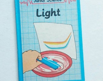 Junior Science Light, Vintage Ladybird Book, 1982 First Edition Matt Hardback Cover Series 621, Collectible, Homeschooling