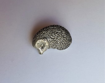 Vintage hedgehog brooch pin pewter signed A R Brown tiepin tie pin