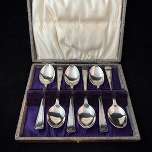 Vintage Art Deco Silver Plated Espresso demitasse Spoons, Cased Set of 6