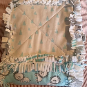 Baby Blanket, Rag Quilt, Elephant and zoo animals theme