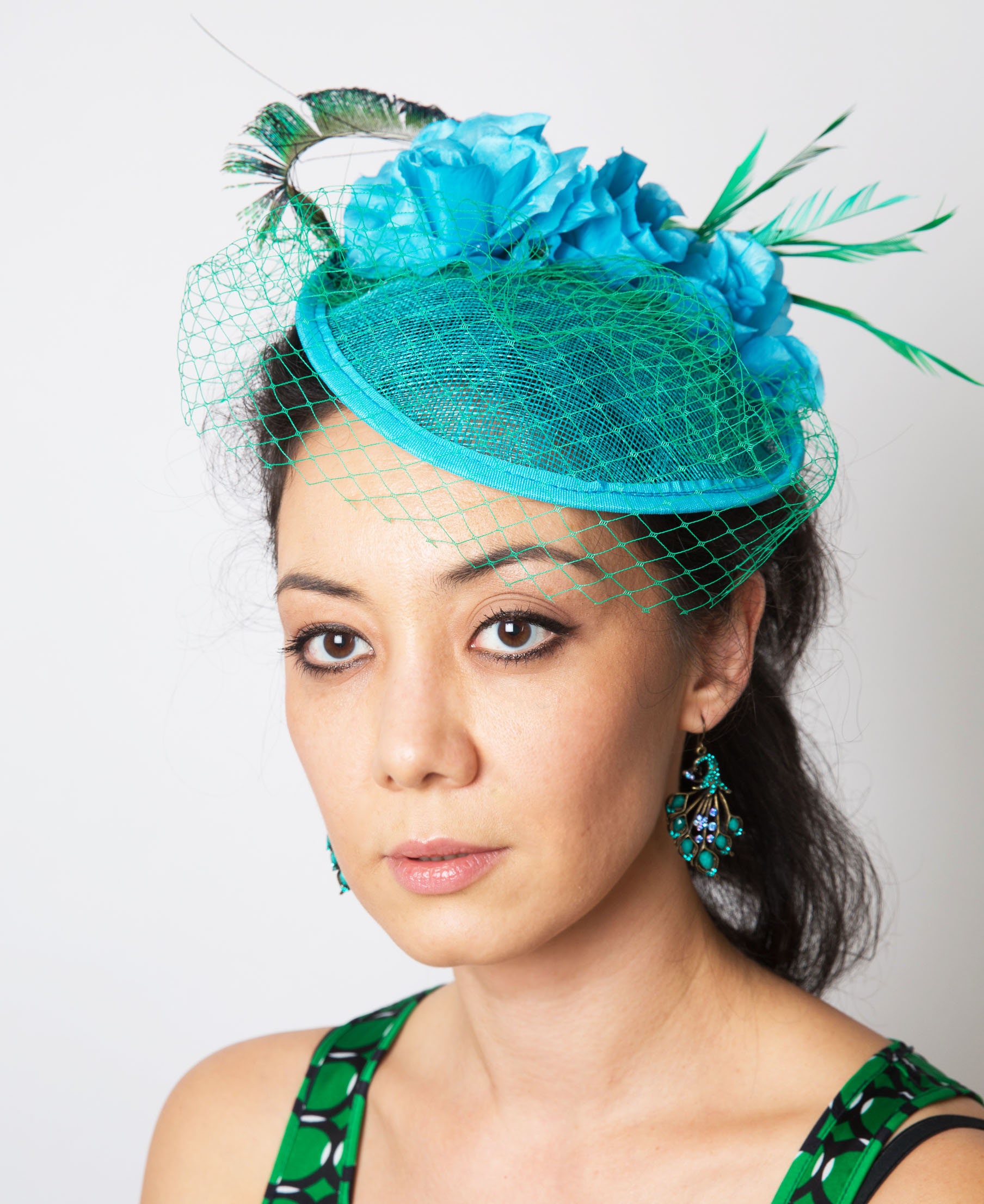 Fascinator hat blue green fascinator turqoiuse peacock ...