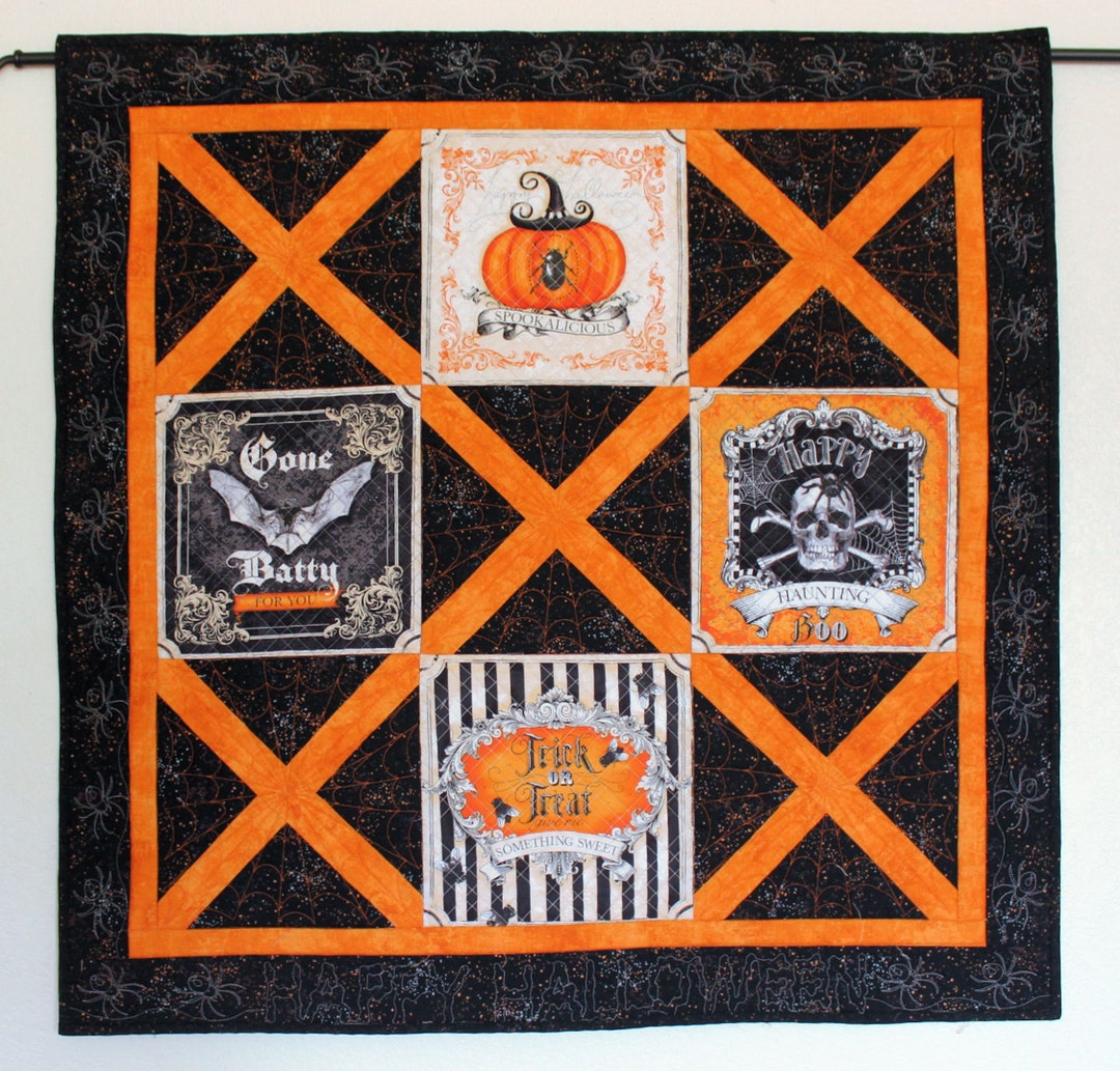 Halloween Wall Hanging Quilt Gone Batty Wall Art Handmade Etsy
