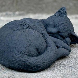 Stone curled cat statue Memorial cat ornament Black kitty figurine Outdoor pet decoration Concrete kitty sculpture Cat yard art Pet decor