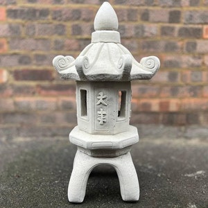 Large pagoda sculpture Concrete unique pagoda figurine Stone lantern decoration Chinese lantern ornament Japanese statue Zen garden Gift