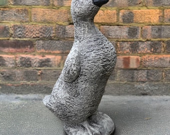 Estatua de ganso de hormigón hecha a mano, escultura de pájaro para jardín, adorno de pato de piedra para exteriores, figura de animal de granja de cemento, regalo para amantes de las aves, decoración artística para el jardín
