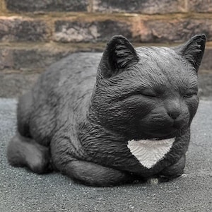 Decoración de gato para exteriores Estatua de gatito de piedra Escultura de gatito de hormigón Figura de mascota para exteriores Adorno de gato conmemorativo de piedra Regalo para amantes de los gatos Arte de jardín