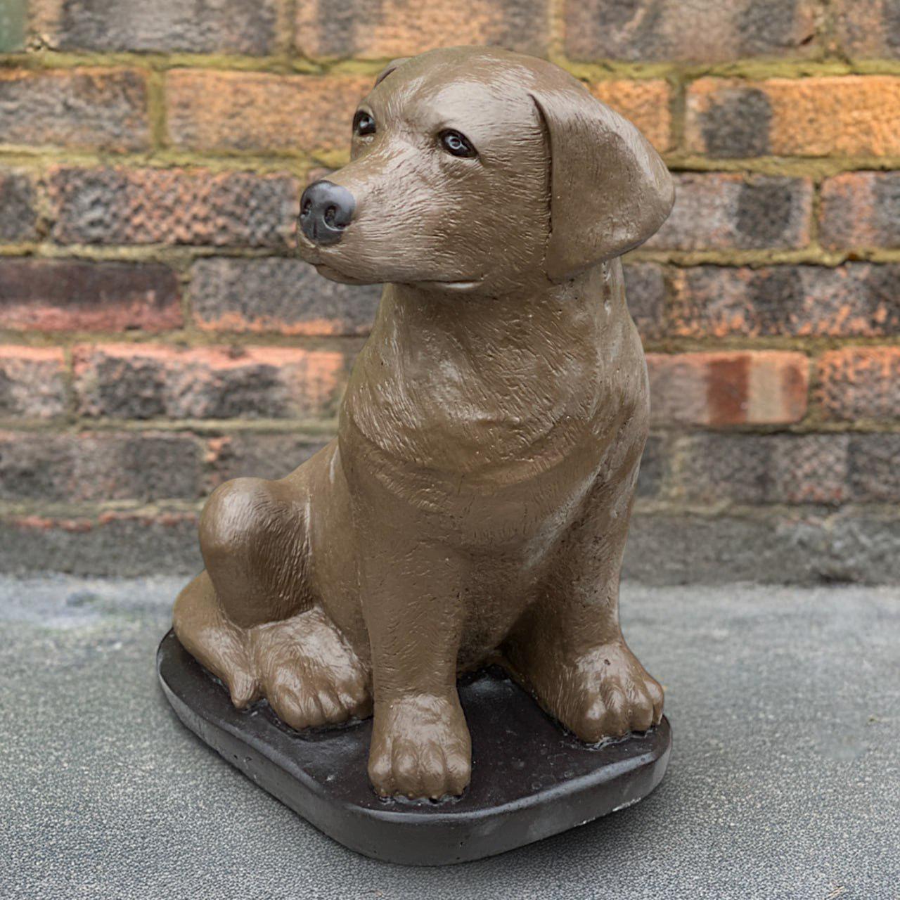 Schwarzer Labrador Gartenfigur Aus Harz – 29 Cm Hoch, Wetterfest & Lebensecht