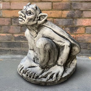 Gothic gargoyle sculpture Concrete monster figurine Stone guardian gargoyle ornament Gargoyle lover gift Front door decoration Lover gift