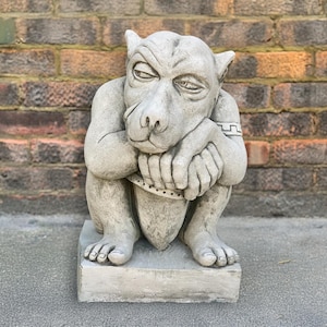 Concrete Gremlin Sculpture Guardian Gargoyle Ornament Stone Gothic Statue Cement Monster Figurine Outdoor Gargoyle  Decor Halloween Art Gift