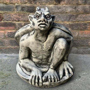 Gothic gargoyle sculpture Concrete monster figurine Stone guardian gargoyle ornament Front door decoration Handmade gargoyle lover gift