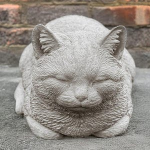 Stone cat statue Pet memorial Concrete lying cat Garden statues Cat memory stone Cat garden figure Cat garden decor Cement cat Cat figure