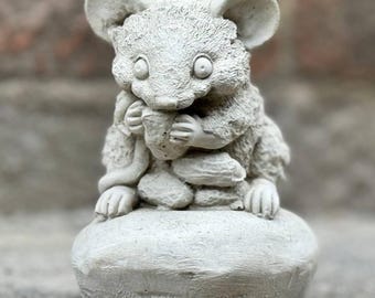 Betonnen muisstandbeeld Steenmuis beeldje Cement dier decoratie Leuke muis sculptuur Outdoor gazonornament Handgemaakte muis minnaar cadeau