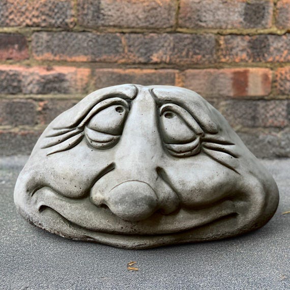 屋外用面白い顔の彫像コンクリート製の笑顔の置物石の顔の彫刻セメント