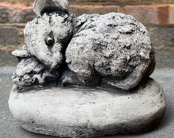 Betonnen muisstandbeeld leggen buitentuin muis ornament steen muis beeldje huis muis sculptuur veranda decor cement muis minnaar cadeau
