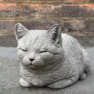 Sleeping kitten sculpture Concrete cat statue Stone kitty figurine Outdoor animal ornament Cement cat ornament Cat lover gift Yard art Gift