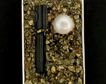 Unique Mosaic Gemstone Jewelry: Versatile Brooch and Pendant Combo