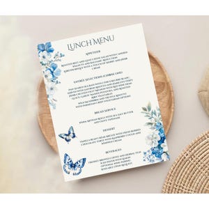 Eleganckie, drukowane, niebieskie, kwiatowe menu lunchowe, konfigurowalny szablon formalnego menu, wesela, prysznice, ekskluzywne spotkania lub specjalne okazje