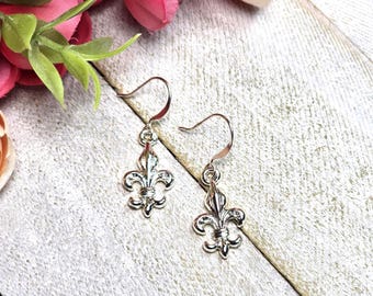 Fleur-de-lis Silver Plated Earrings, complete with a unique, one-of-a-kind hand-embellished tag/bookmark. Qty.1 pair