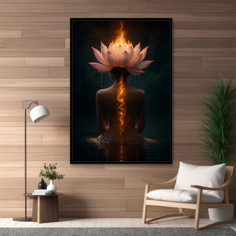 Pode incluir: Impress&atilde;o art&iacute;stica emoldurada que retrata uma pessoa na &aacute;gua com um adorno de cabe&ccedil;a de flor de l&oacute;tus. A obra apresenta uma coluna vertebral brilhante e um fundo escuro e sereno. O l&oacute;tus &eacute; rosa e laranja, com uma aura de fogo.