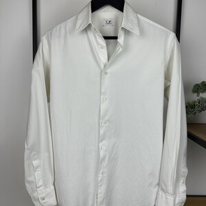 white gucci dress shirt Gucci Solid White Dress Shirt Size 42 / 16,5 U.S. Slim – Costume Limité main image 1