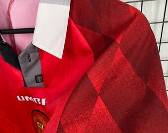 Short de football Manchester United domicile 1996/98 Umbro