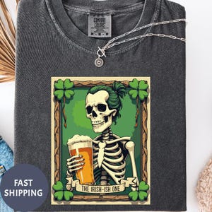 Chemise confort squelette de la Saint-Patrick, chemise de la Saint-Patrick, t-shirt de carte de tarot aux couleurs irlandaises pour la Saint-Patrick,