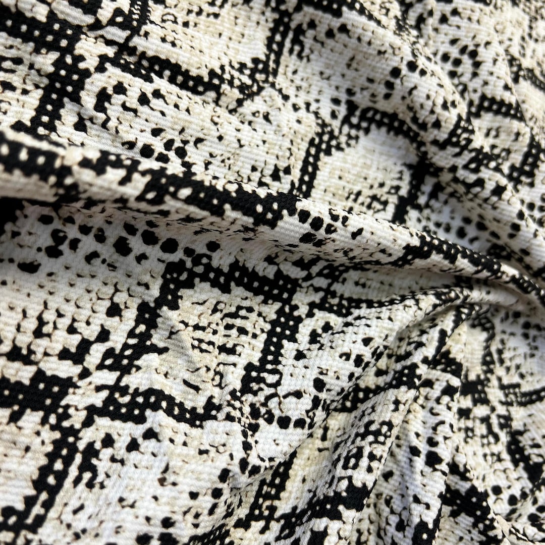 Iridescent Snake Skin Print On A Nylon 2 Way Stretch Spandex Fabric BY The Yard. (Purple on Black)